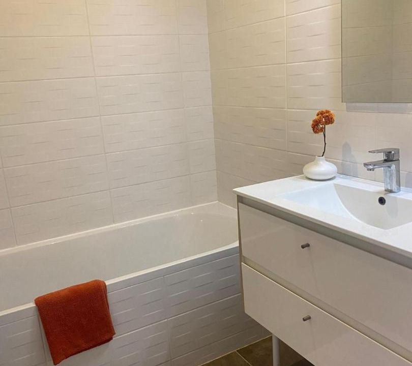 Photo of Bathroom in Saint-Jean-de-Vedas