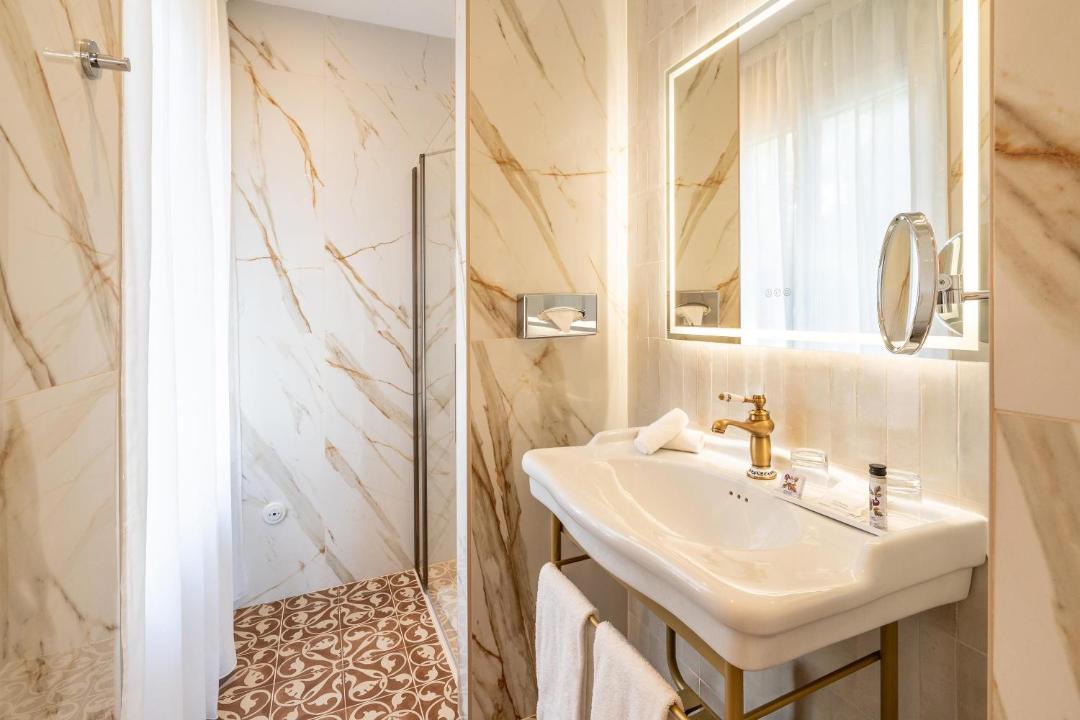 Photo of Bathroom in Saint-Cyr-sur-Mer