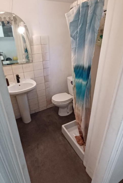 Photo of Bathroom in Castagniers