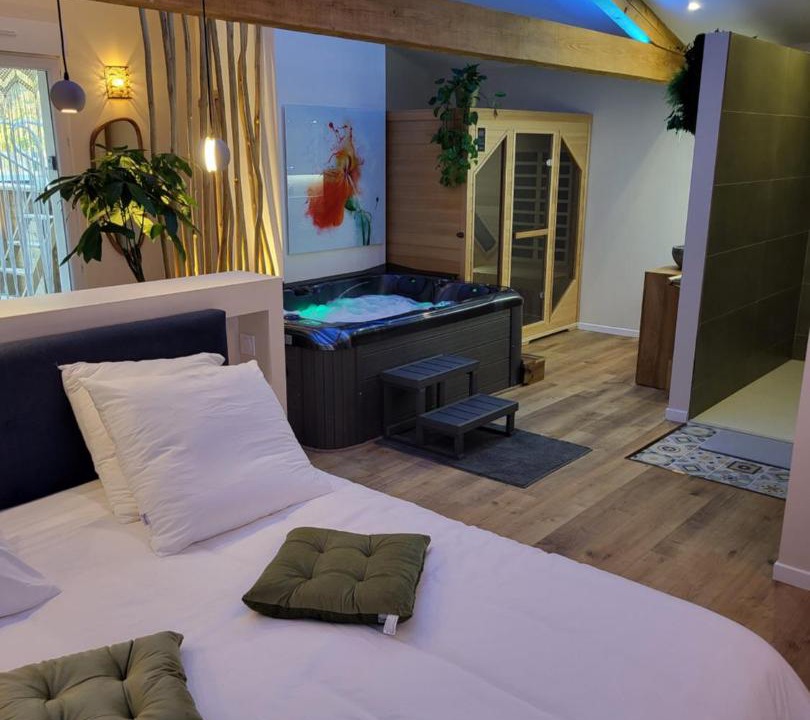 Photo of Bedroom in Cabannes