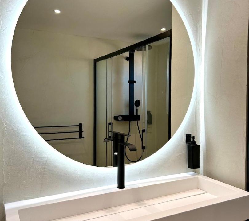 Photo of Bathroom in Salon-de-Provence