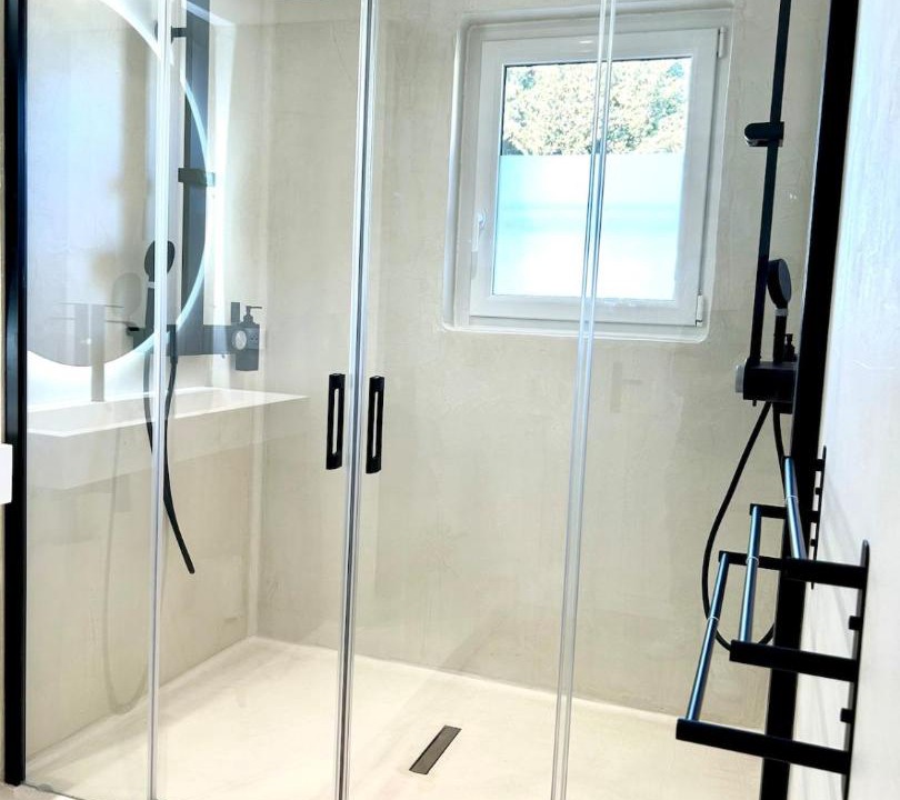 Photo of Bathroom in Salon-de-Provence