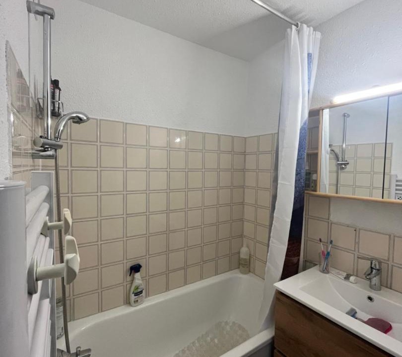 Photo of Bathroom in Reallon