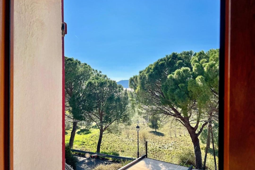 Photo of Others in Miramas le Vieux