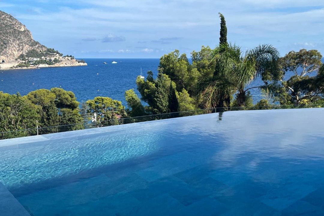 Photo of Others in Eze