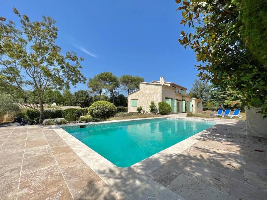 Photo of Others in Roquefort-les-Pins