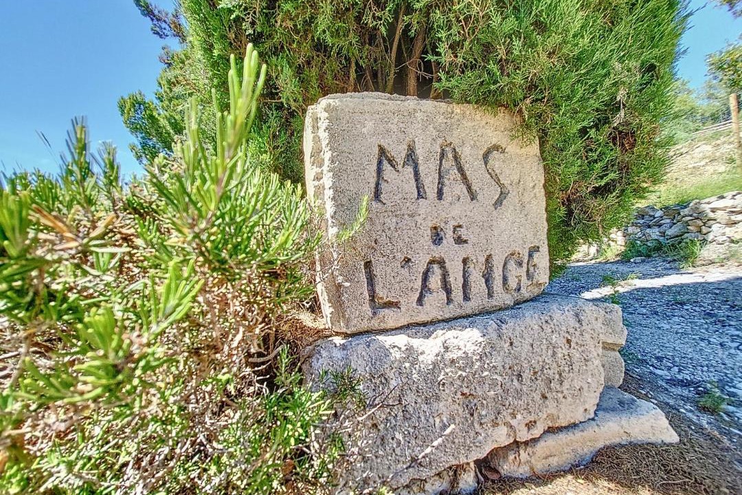 Photo of Others in Les Baux-de-Provence