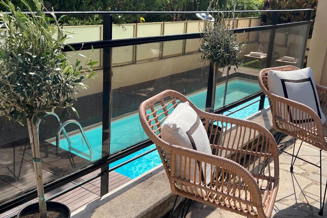 Photo of Patio Balcony in California - Pezou