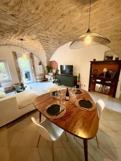 Photo of Others in Cabrieres-dʼAigues