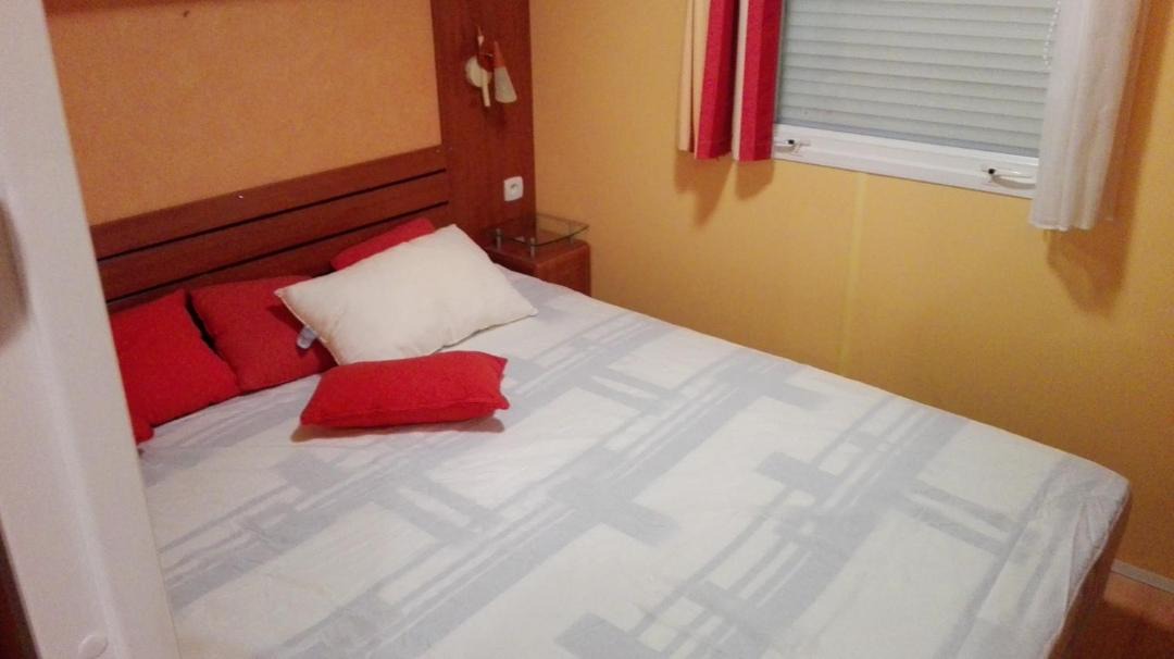 Photo of Bedroom in Bauduen