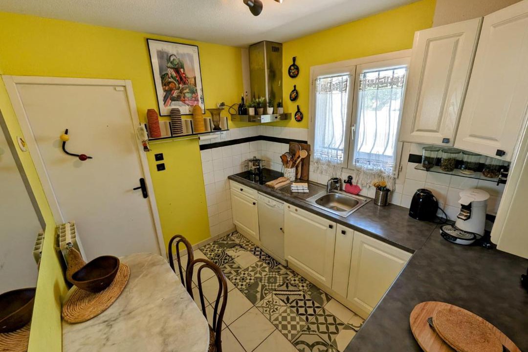 Photo of Kitchen in Marseillan