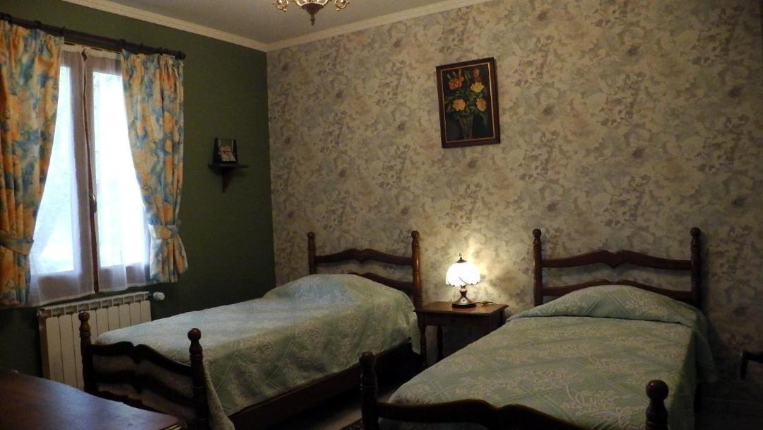 Photo of Bedroom in Bauduen