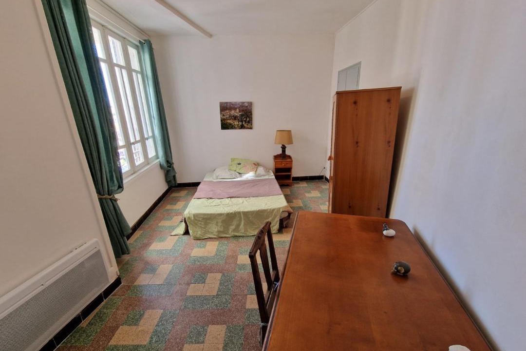 Photo of Bedroom in Beziers City Centre