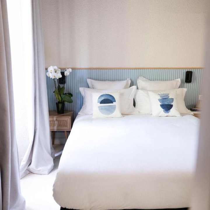 Photo of Bedroom in Montferrat