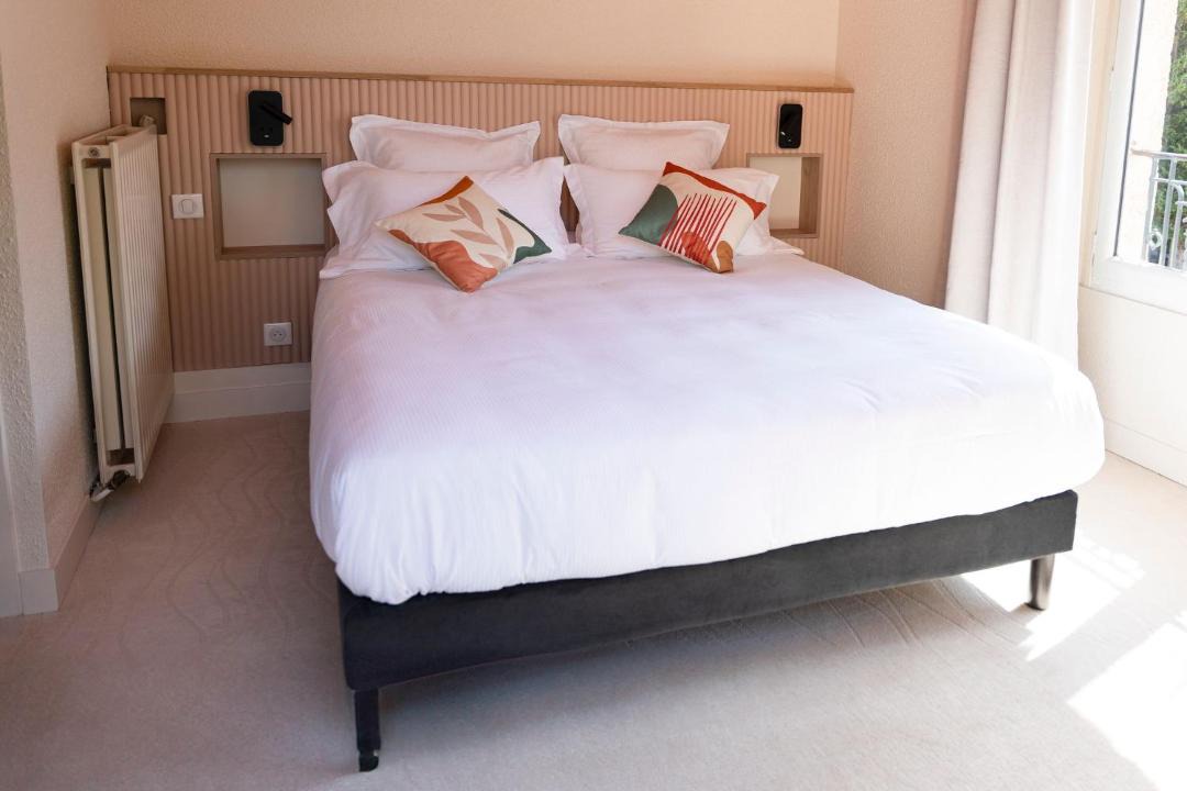 Photo of Bedroom in Montferrat