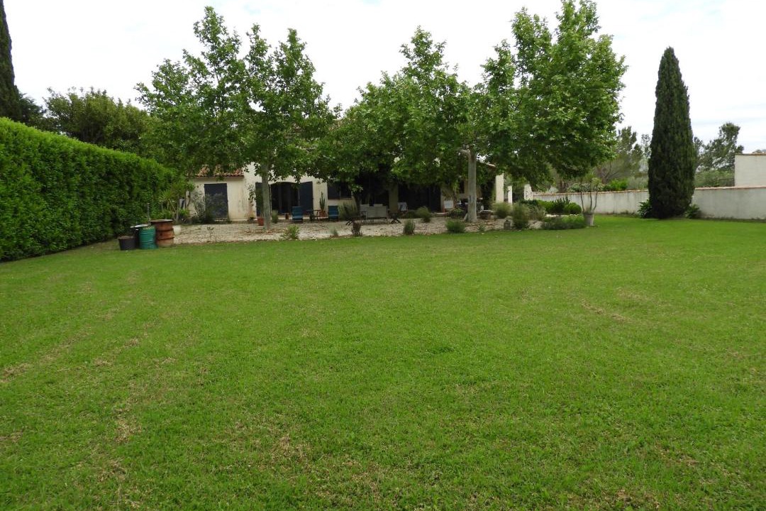 Photo of Others in Saint-Martin-de-Crau