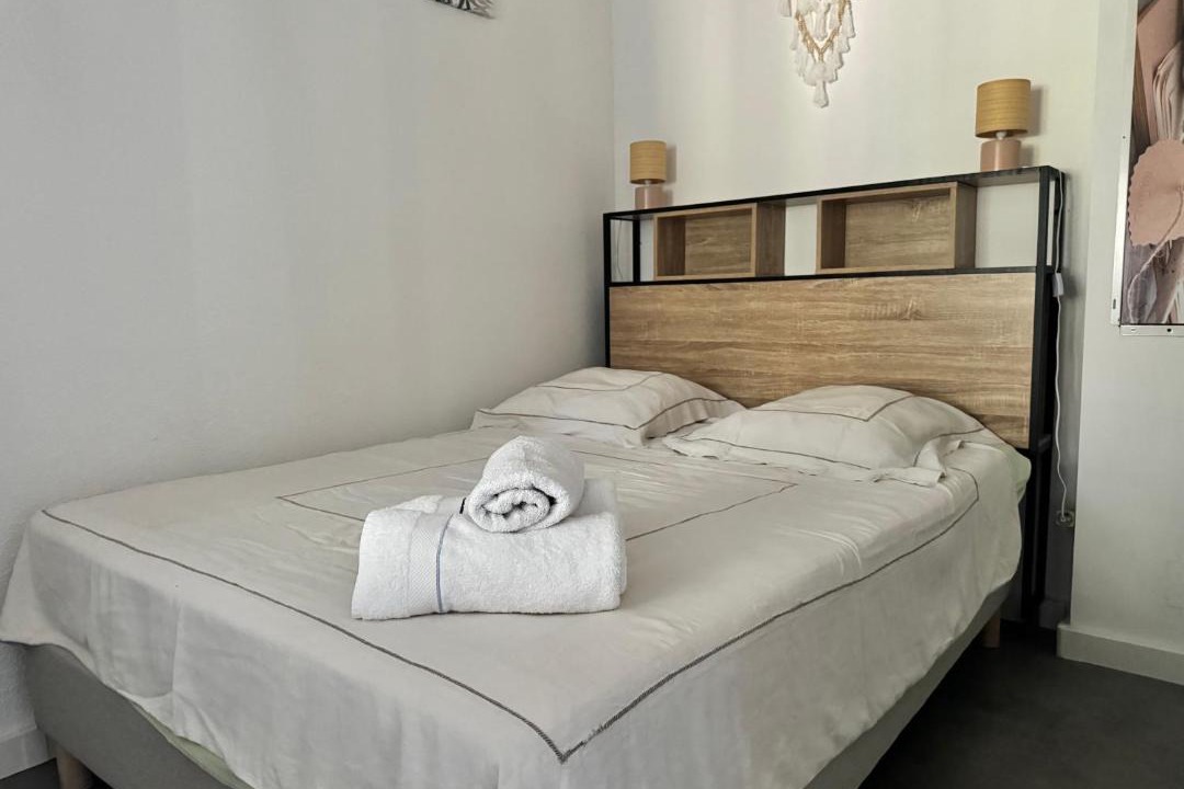 Photo of Bedroom in Les Baux-de-Provence
