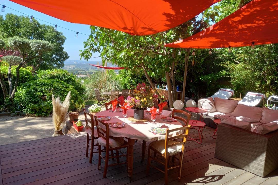Photo of Patio Balcony in Eguilles