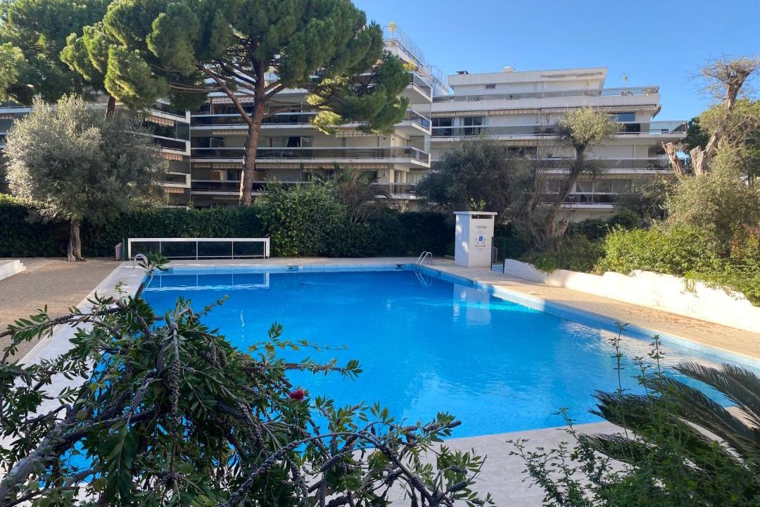 Photo of Others in Antibes