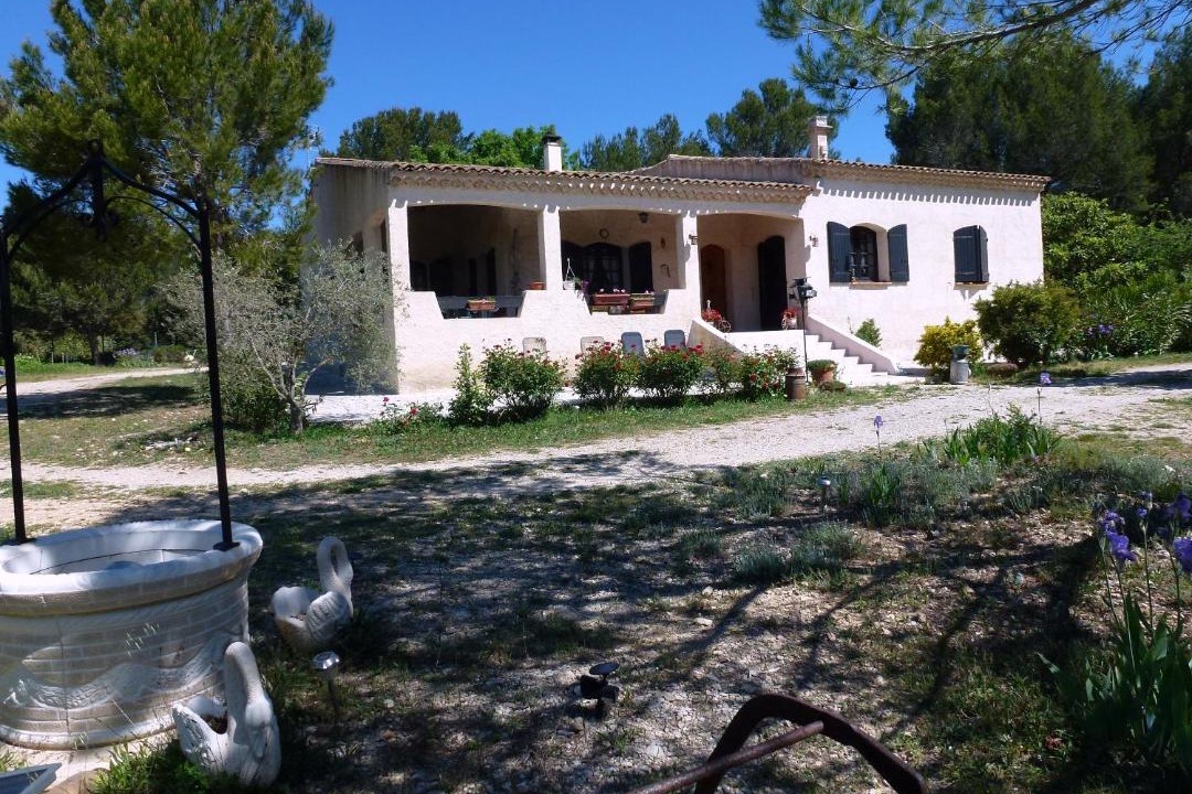 Photo of Others in Lambesc
