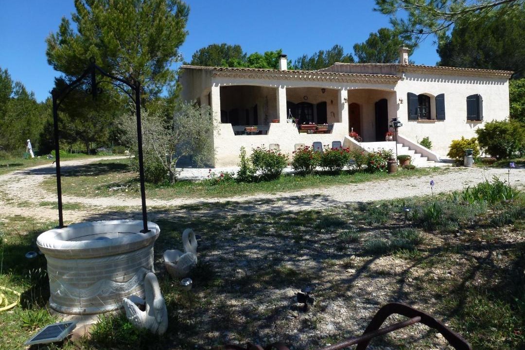 Photo of Others in Lambesc