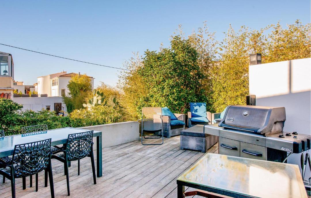 Photo of Patio Balcony in 8th Arrondissement