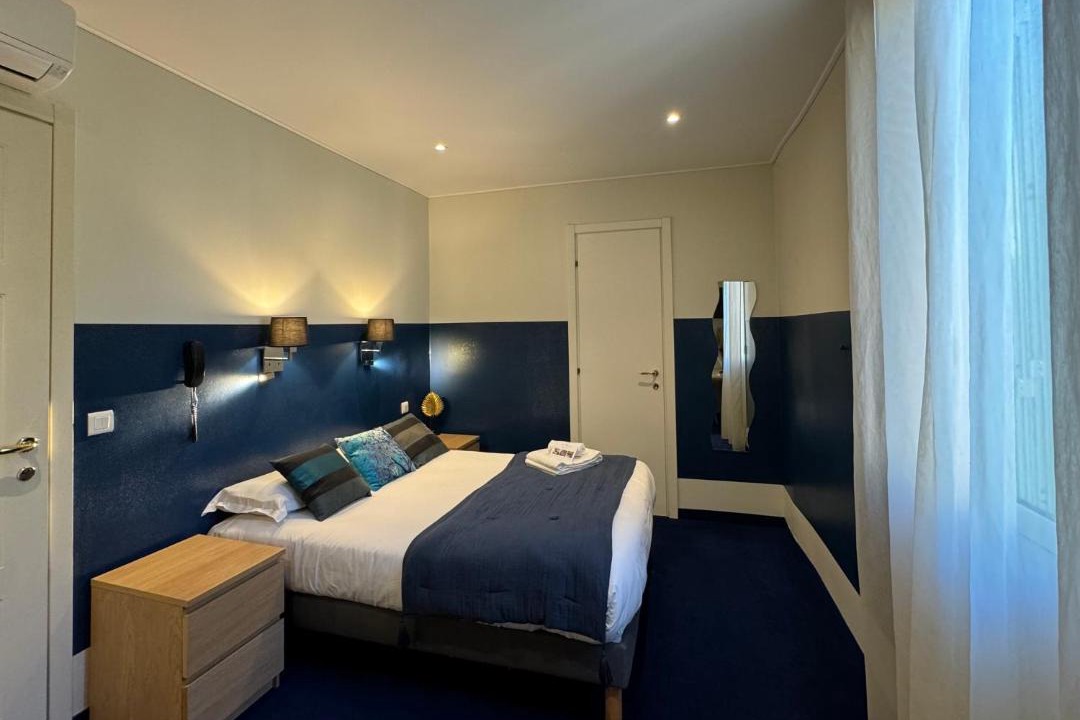 Photo of Others in Menton