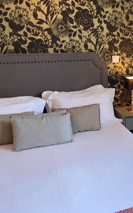 Photo of Others in Eguilles