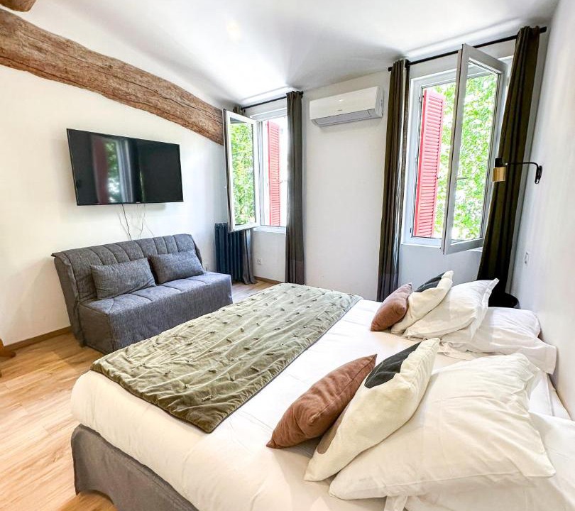 Photo of Bedroom in Salon-de-Provence