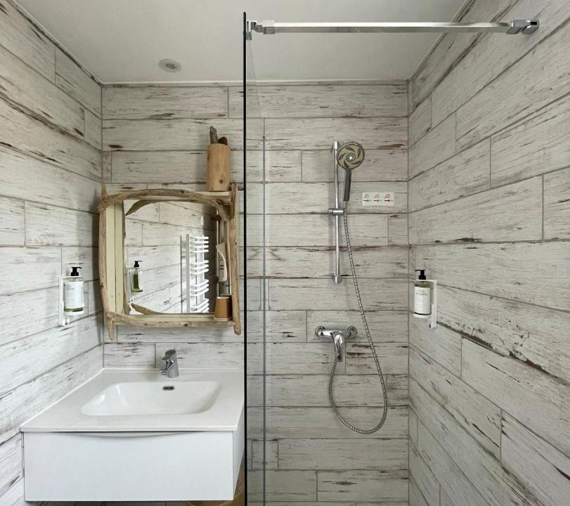 Photo of Bathroom in Hyeres