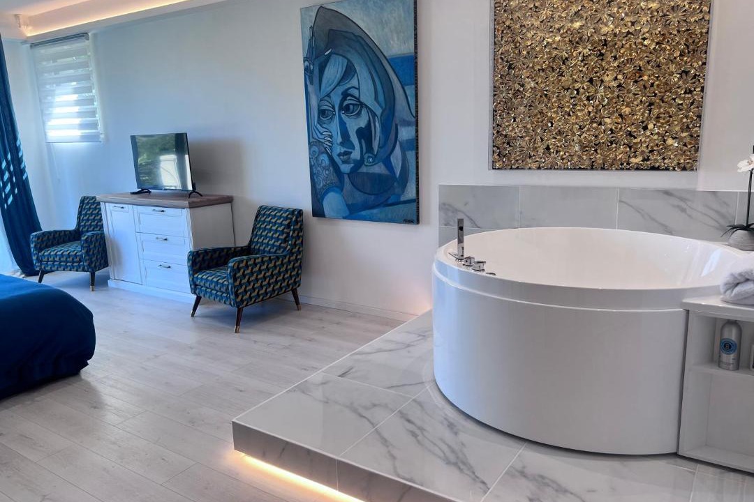 Photo of Livingroom in Eze