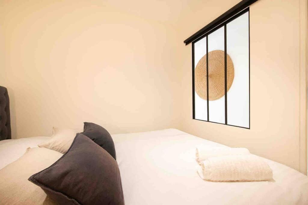 Photo of Bedroom in Guerrevieille