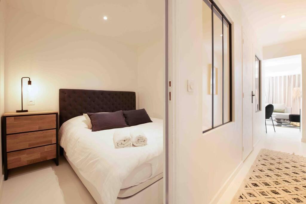 Photo of Bedroom in Guerrevieille