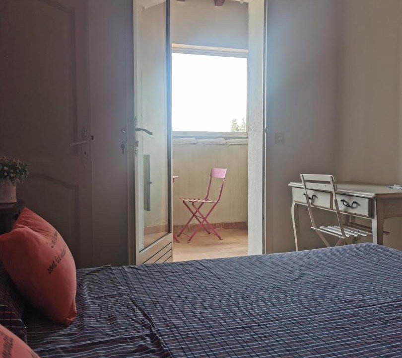 Photo of Bedroom in Eyragues