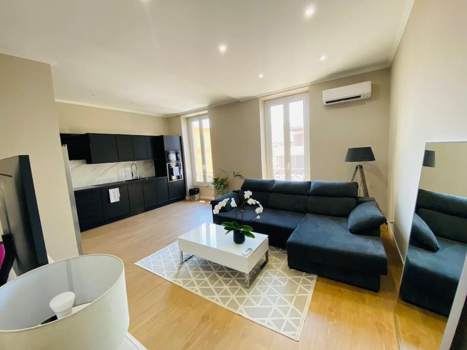 Photo of Livingroom in Liberation