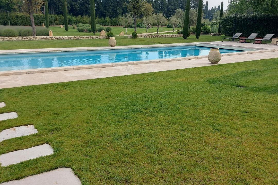 Photo of Others in Eygalieres