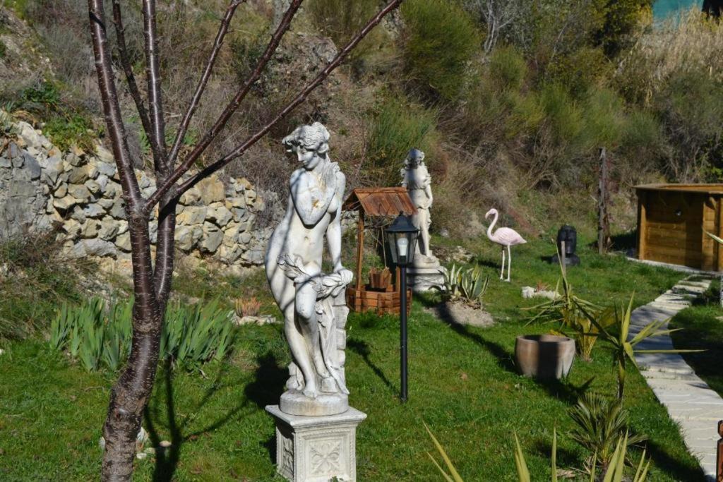 Photo of Others in Peille