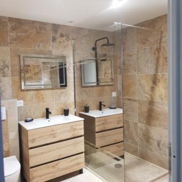 Photo of Bathroom in Roquemaure