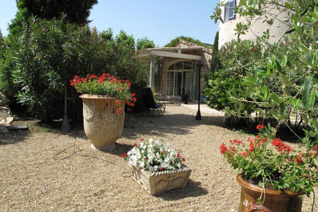 Photo of Others in Eygalieres
