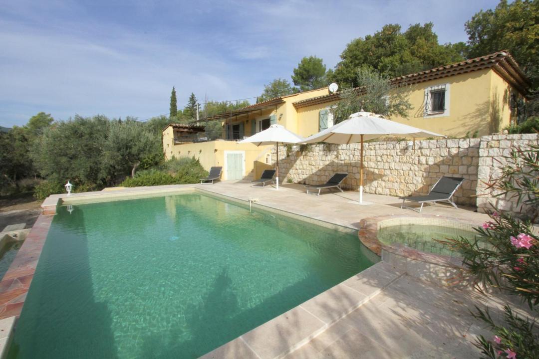Photo of Outdoor in Callas