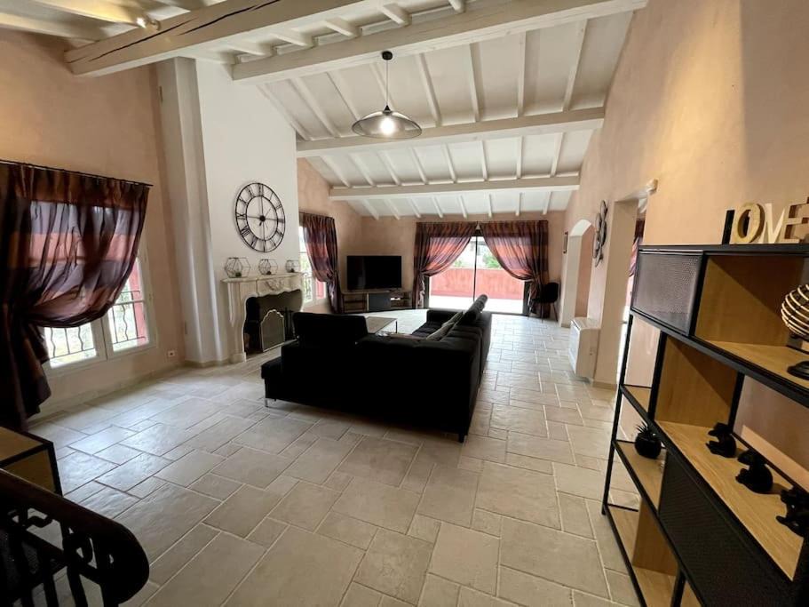 Photo of Livingroom in Coudoux
