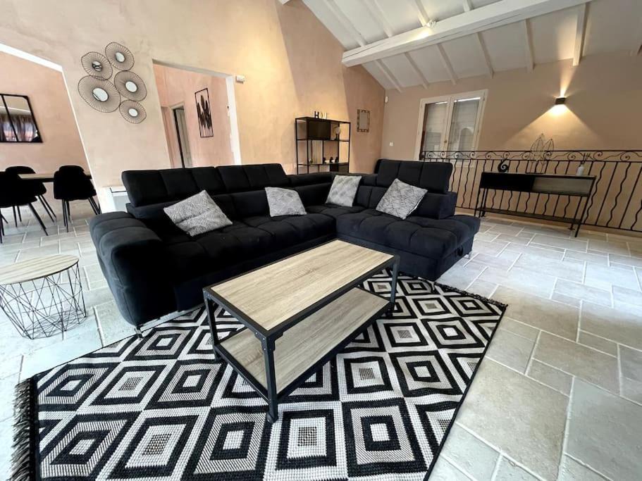 Photo of Livingroom in Coudoux