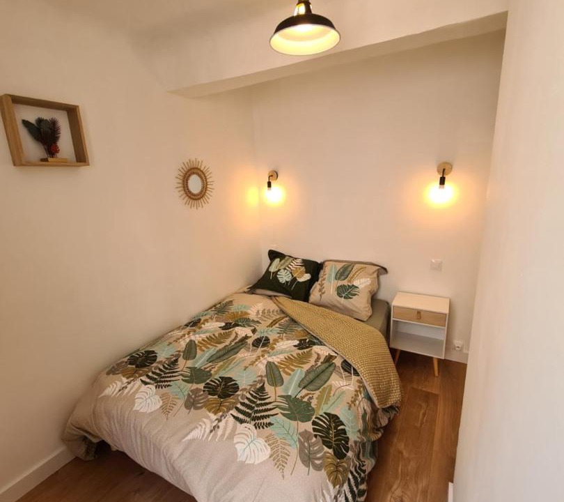 Photo of Bedroom in Hyeres