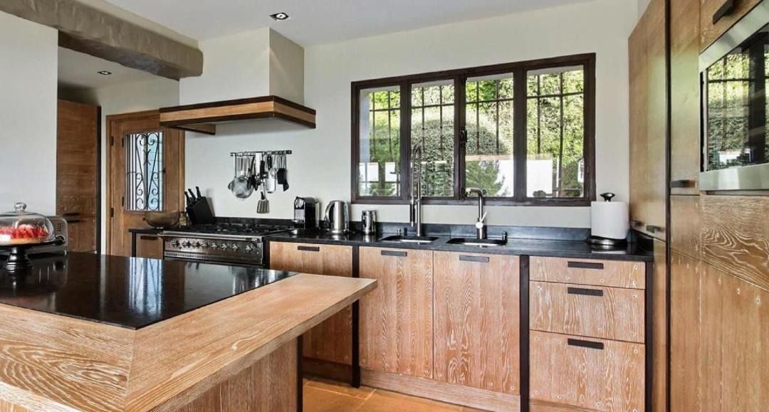Photo of Kitchen in Villeneuve-les-Beziers