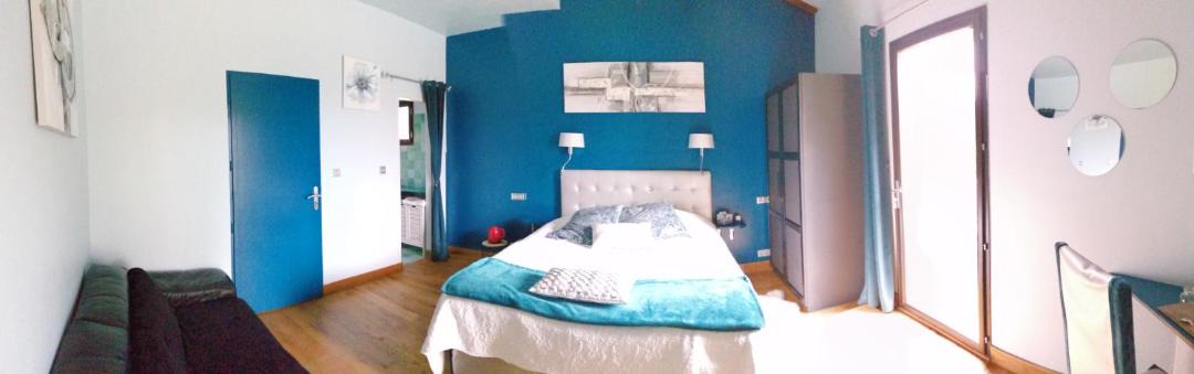 Photo of Bedroom in Sillans-la Cascade