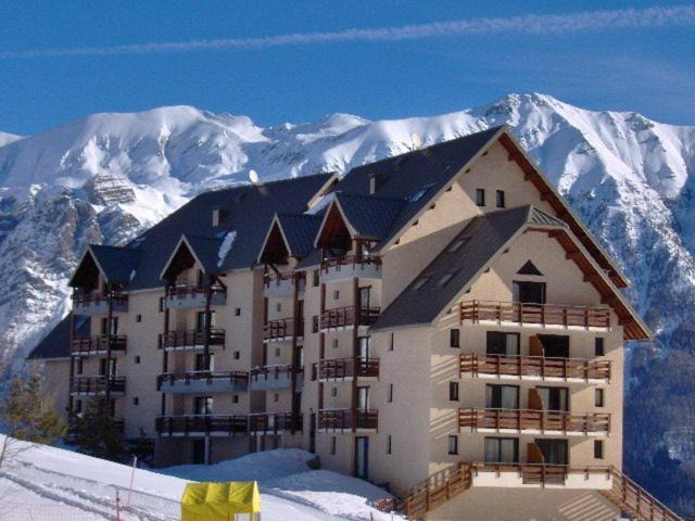 Photo of Buildings in Reallon