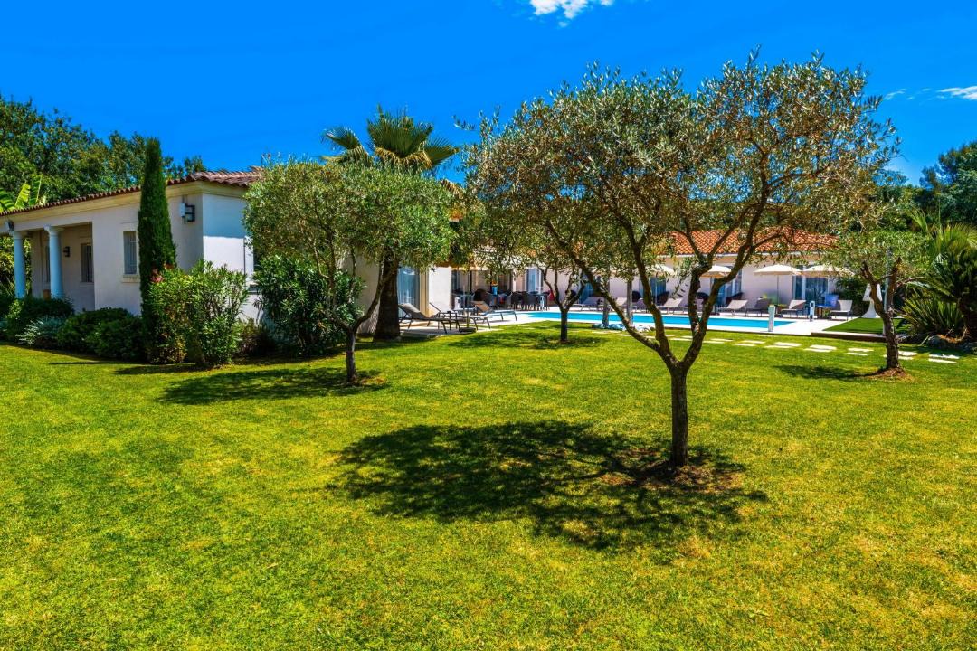 Photo of Others in Mougins