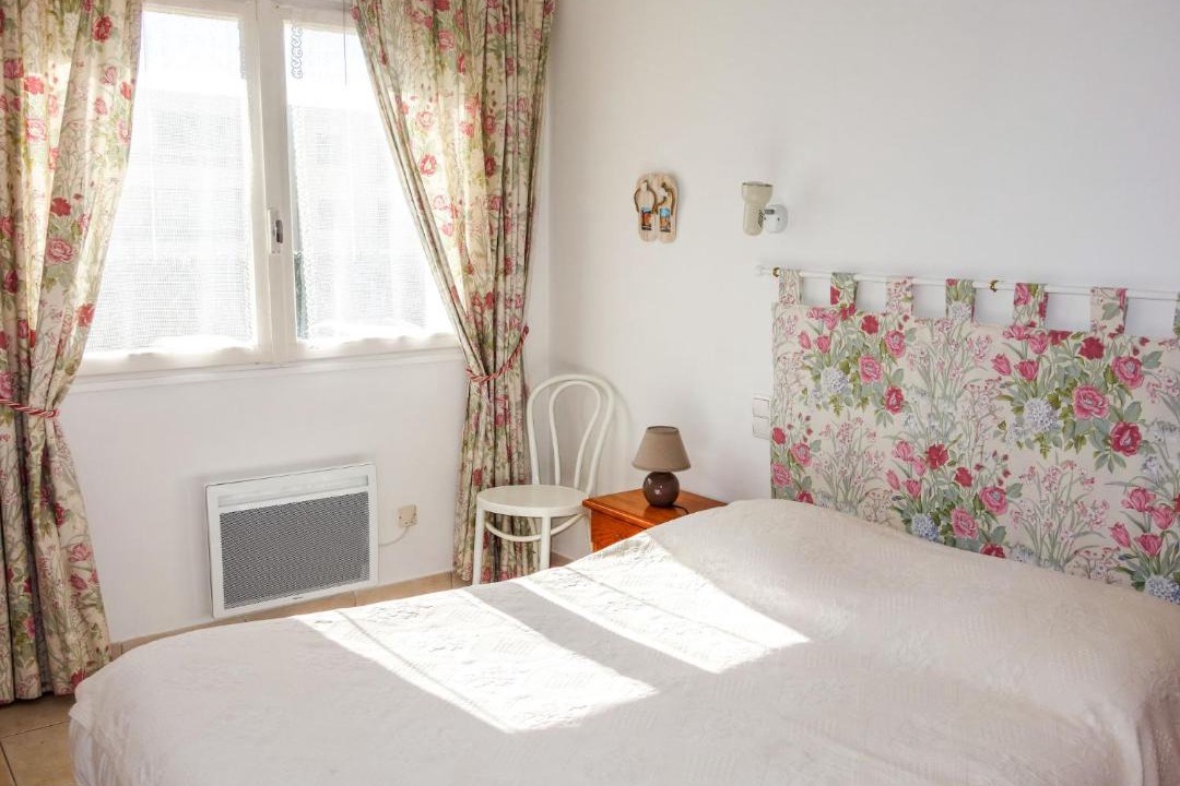 Photo of Bedroom in Six-Fours-les-Plages