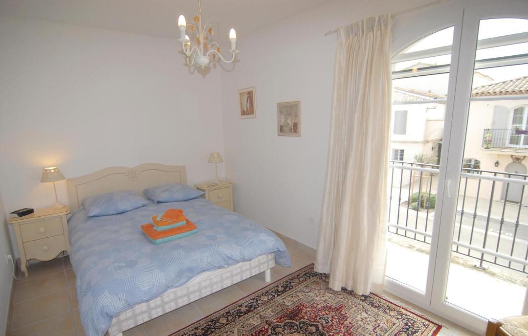 Photo of Bedroom in Aigues-Mortes