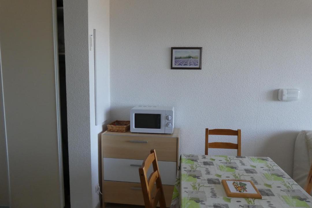 Photo of Others in Reallon